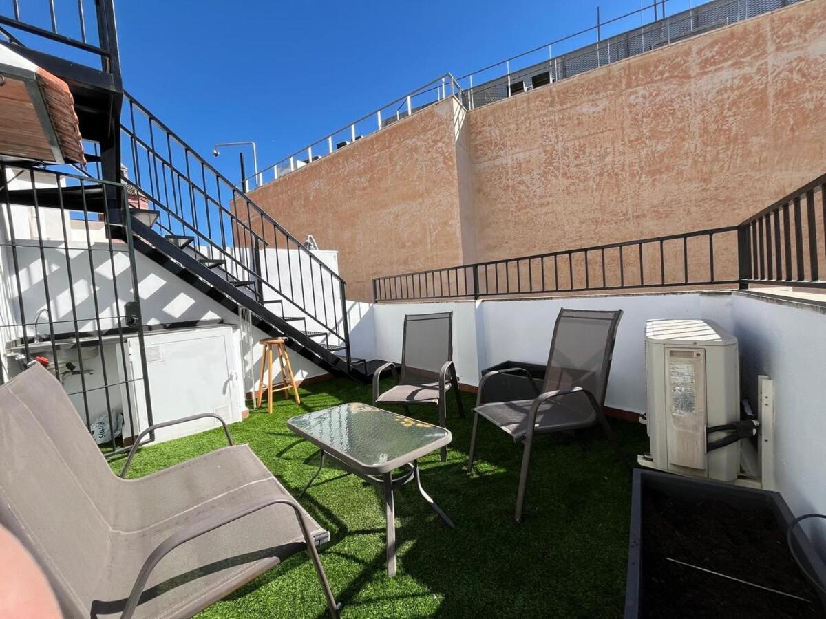 Thyssen By Coverlin Apartment